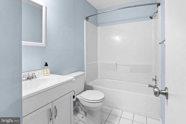 2208 NOTELY LN, Crofton, MD 21114