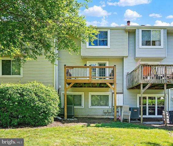 2208 NOTELY LN, Crofton, MD 21114
