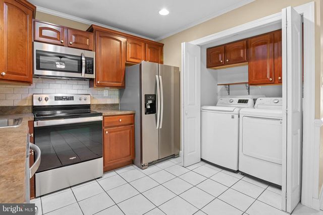 2208 NOTELY LN, Crofton, MD 21114