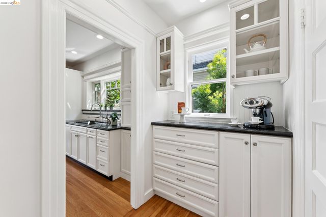 2035 Francisco St, Berkeley, CA 94709