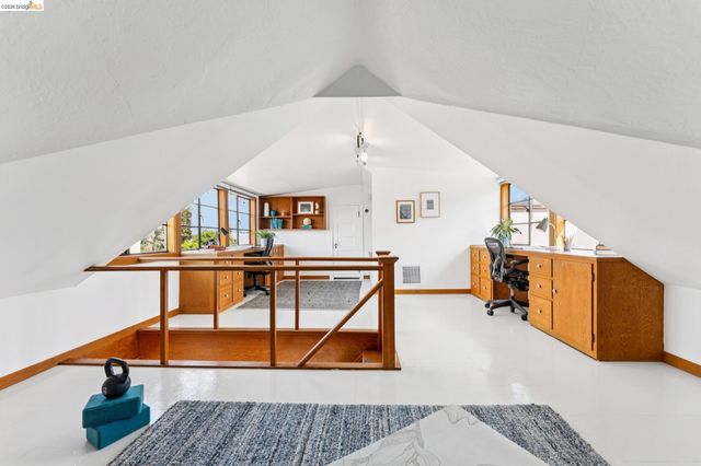 2035 Francisco St, Berkeley, CA 94709