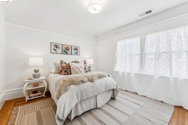 2035 Francisco St, Berkeley, CA 94709