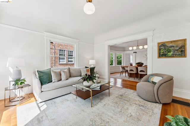 2035 Francisco St, Berkeley, CA 94709