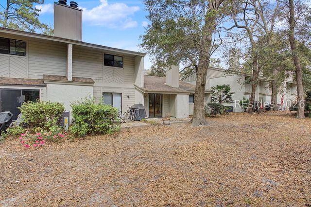 96 Mathews Dr Apt 157, Hilton Head Island, SC 29926