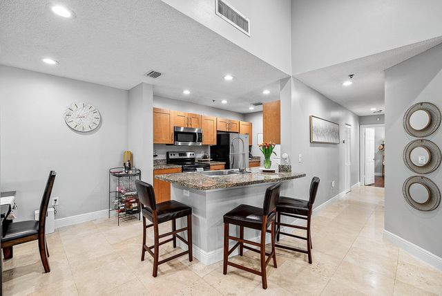 3237 Clint Moore Road 201, Boca Raton, FL 33496