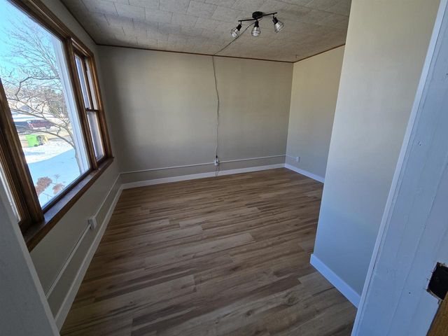 114 Woodward Avenue, Chippewa Falls, WI 54729