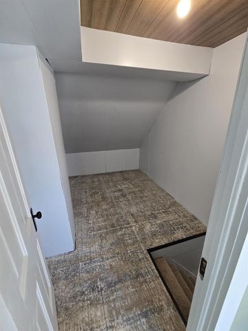 114 Woodward Avenue, Chippewa Falls, WI 54729