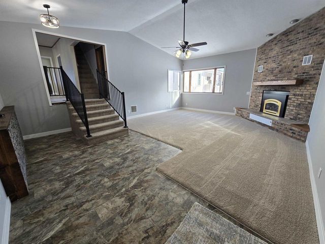 114 Woodward Avenue, Chippewa Falls, WI 54729