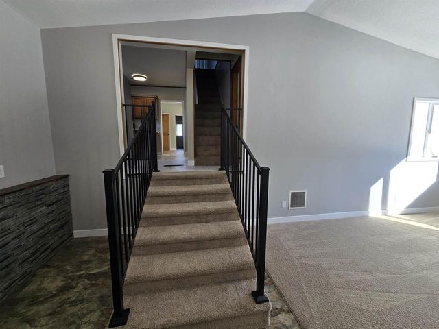 114 Woodward Avenue, Chippewa Falls, WI 54729