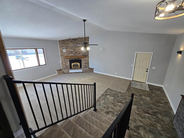 114 Woodward Avenue, Chippewa Falls, WI 54729