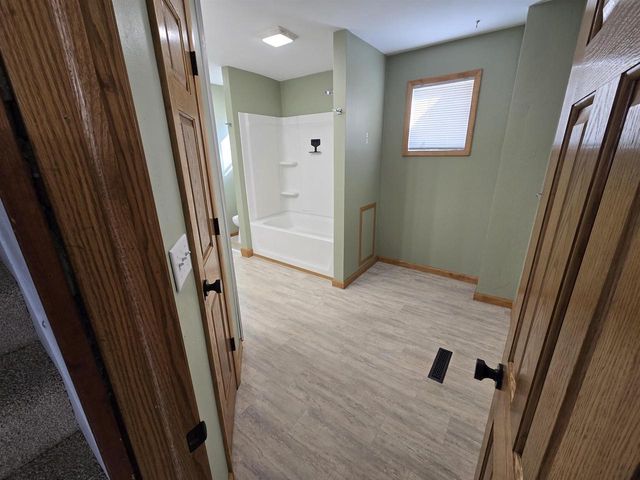 114 Woodward Avenue, Chippewa Falls, WI 54729