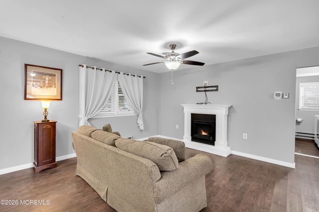 49 Chelsea Drive 73, Whiting, NJ 08759