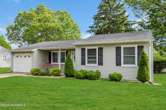 49 Chelsea Drive 73, Whiting, NJ 08759