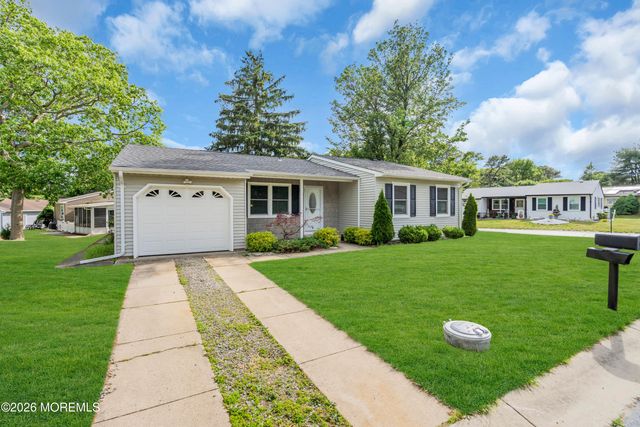 49 Chelsea Drive 73, Whiting, NJ 08759
