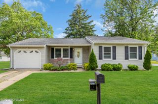 49 Chelsea Drive 73, Whiting, NJ 08759