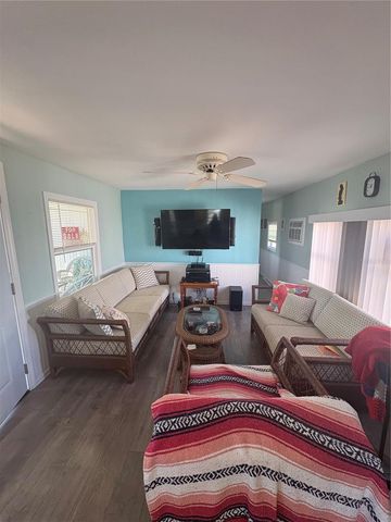 12766 SEMINOLE BOULEVARD 44, Largo, FL 33778