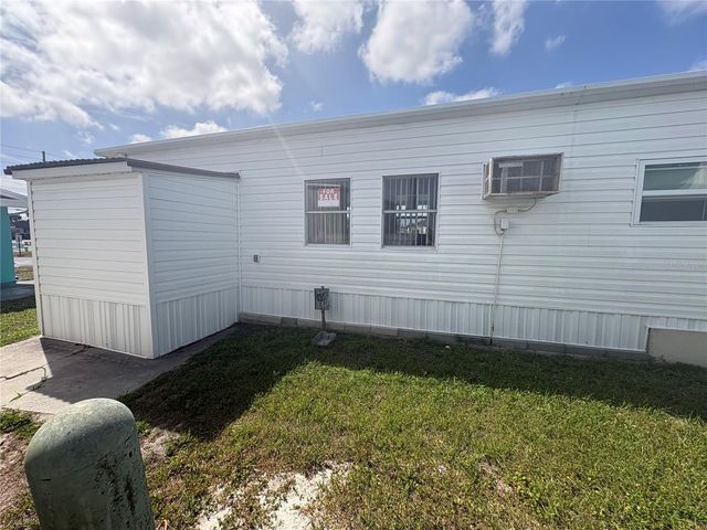 12766 SEMINOLE BOULEVARD 44, Largo, FL 33778