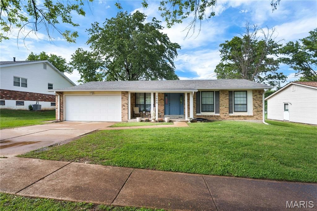 2609 Yaeger Road, Unincorporated, MO 63129