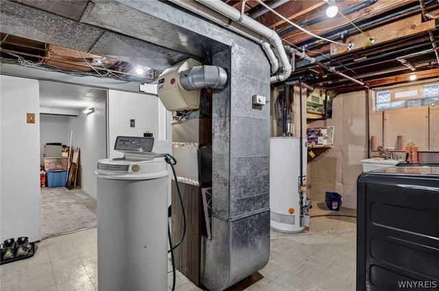 1009 Pasadena Avenue, Niagara Falls, NY 14304