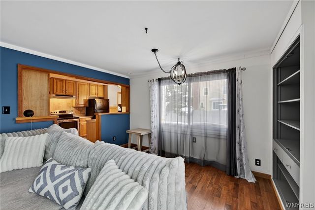 1009 Pasadena Avenue, Niagara Falls, NY 14304