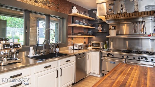 3640 Jagar Lane, Bozeman, MT 59718