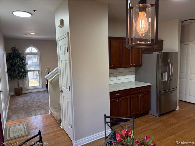 1632 Peninsula Court, Canton, MI 48187