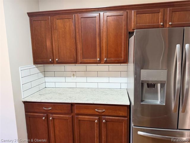 1632 Peninsula Court, Canton, MI 48187