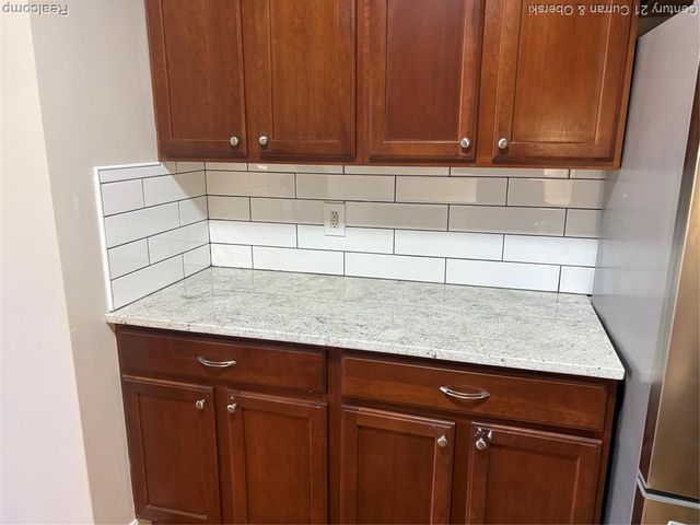 1632 Peninsula Court, Canton, MI 48187