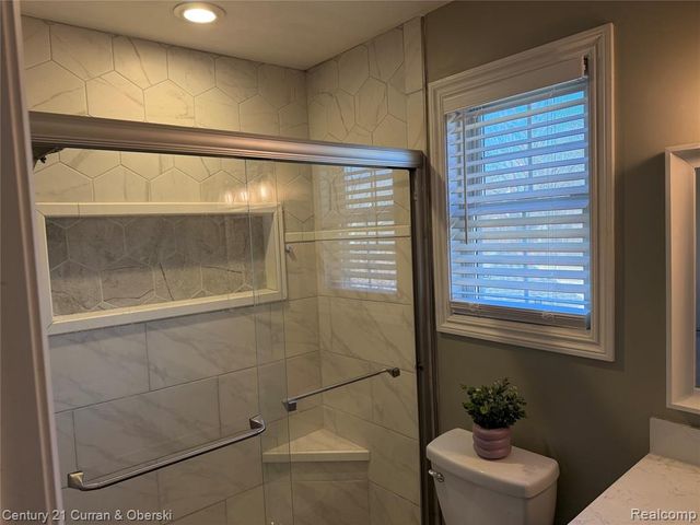 1632 Peninsula Court, Canton, MI 48187