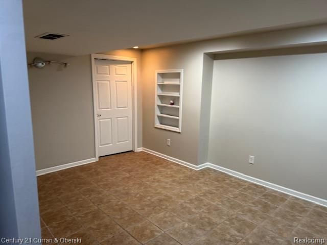 1632 Peninsula Court, Canton, MI 48187