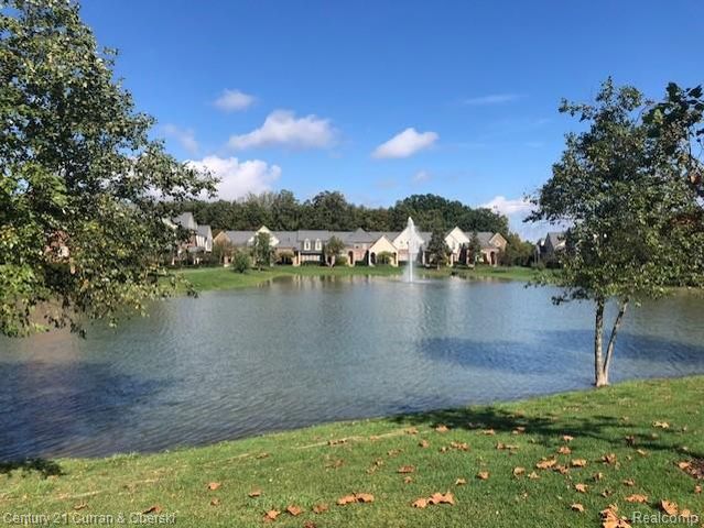 1632 Peninsula Court, Canton, MI 48187