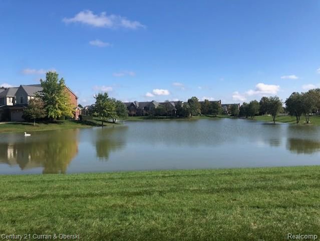 1632 Peninsula Court, Canton, MI 48187