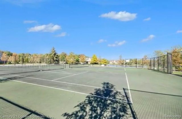 1632 Peninsula Court, Canton, MI 48187