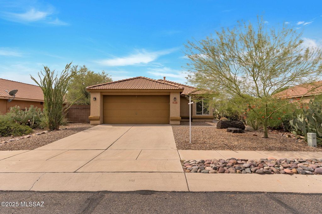 12911 N Suizo Mountains Road, Marana, AZ 85658