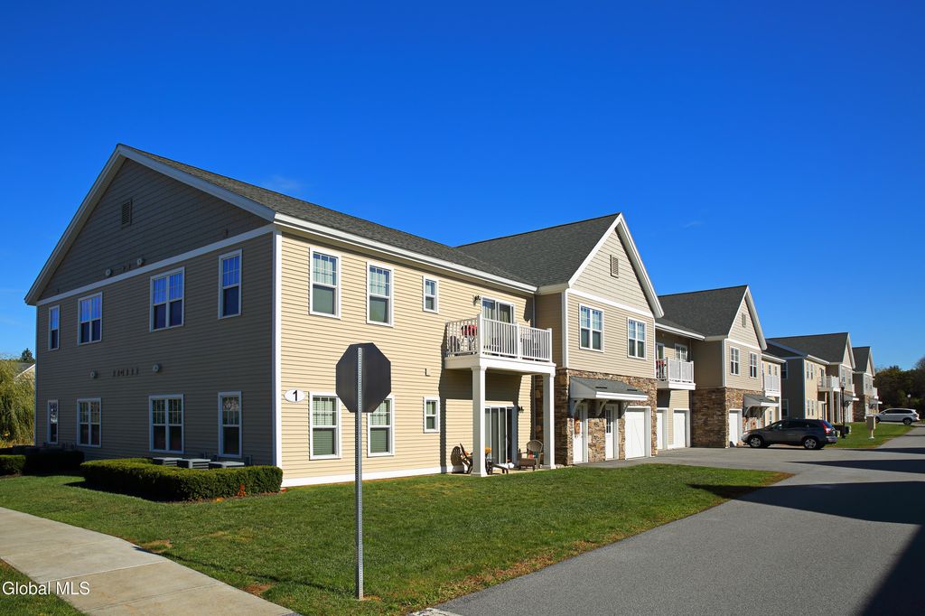60 Weibel Avenue 4FL103, Saratoga Springs, NY 12866