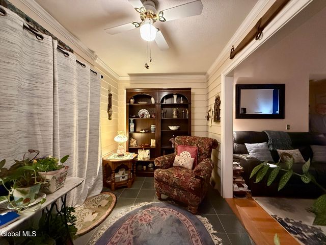 4 Gentry Lane, Queensbury, NY 12804