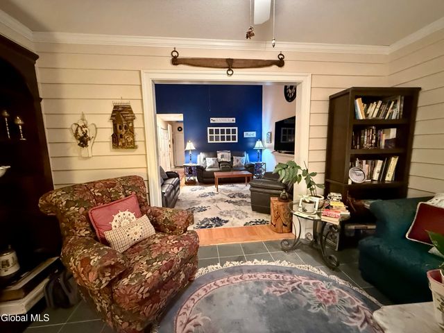 4 Gentry Lane, Queensbury, NY 12804