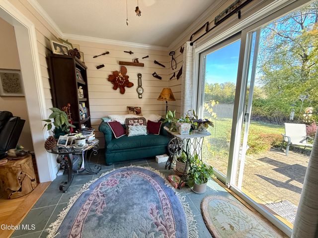 4 Gentry Lane, Queensbury, NY 12804