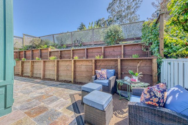700 Briggs Avenue 83, Pacific Grove, CA 93950