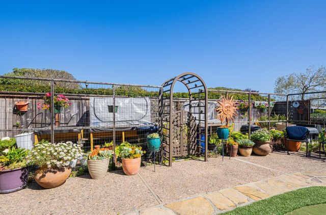 700 Briggs Avenue 83, Pacific Grove, CA 93950