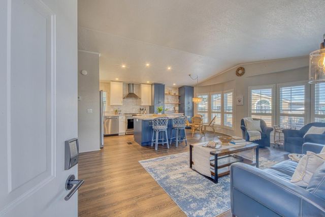 700 Briggs Avenue 83, Pacific Grove, CA 93950