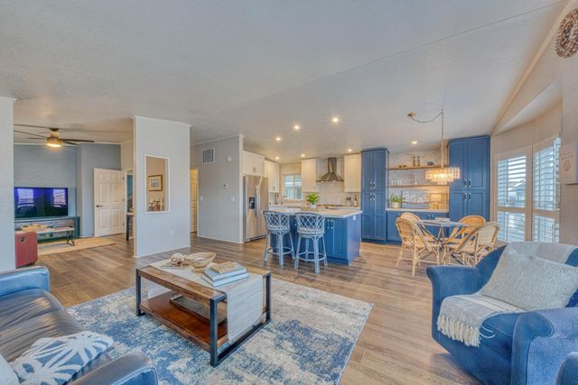 700 Briggs Avenue 83, Pacific Grove, CA 93950