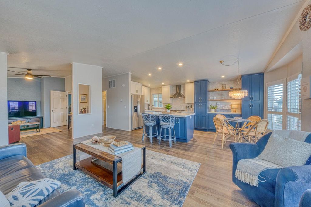 700 Briggs Avenue 83, Pacific Grove, CA 93950