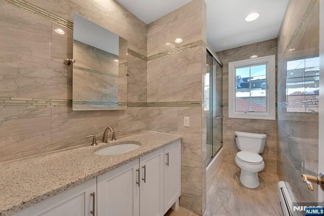 1545 12th Street, Fort Lee, NJ 07024