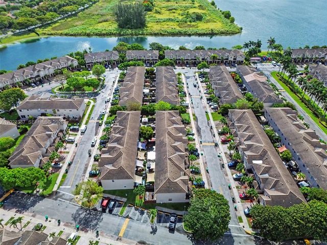9267 SW 220th Ter, Cutler Bay, FL 33190