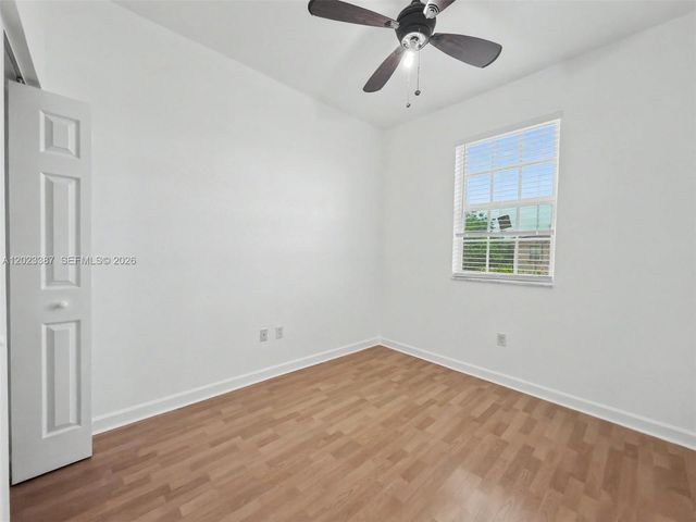 9267 SW 220th Ter, Cutler Bay, FL 33190