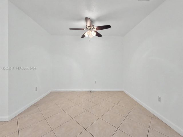9267 SW 220th Ter, Cutler Bay, FL 33190