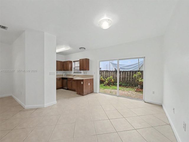 9267 SW 220th Ter, Cutler Bay, FL 33190