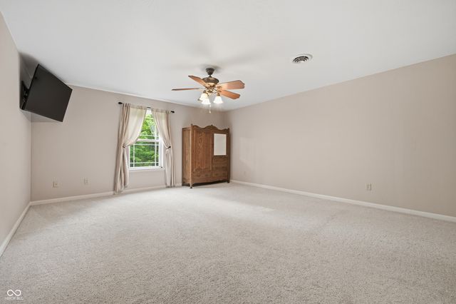 938 N County Road 275 E, New Castle, IN 47362