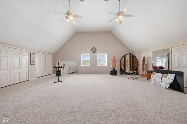 938 N County Road 275 E, New Castle, IN 47362